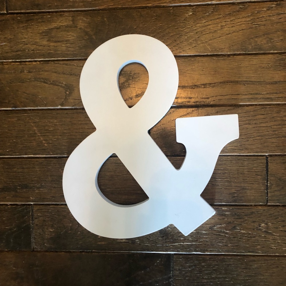 9” White Wood Ampersand (And) Symbol